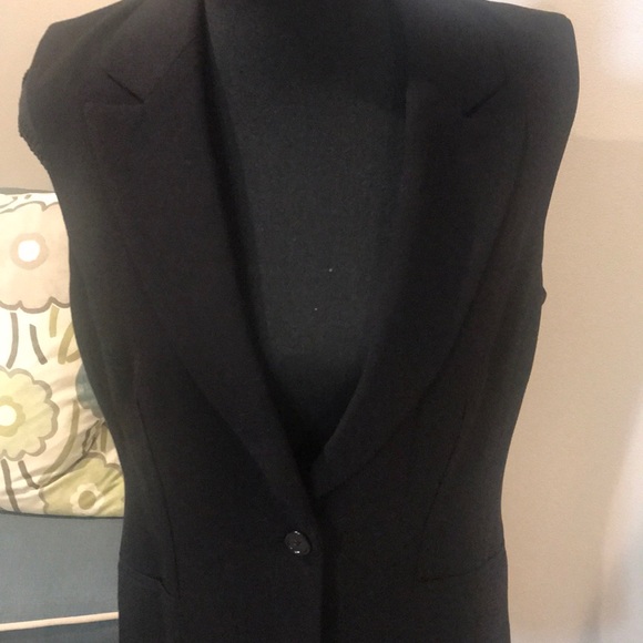 Black Women’s Vest - Picture 1 of 3